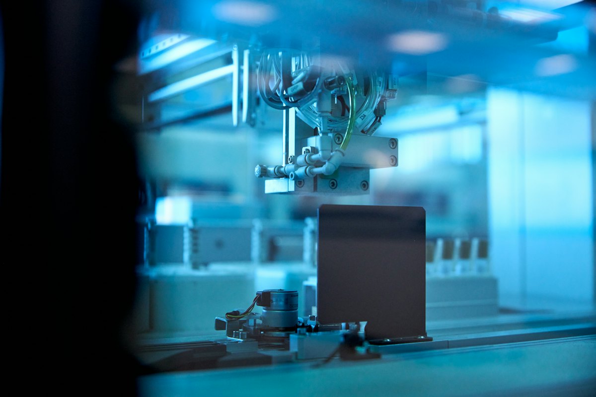 Automated SMT pick-and-place line assembling electronic boards